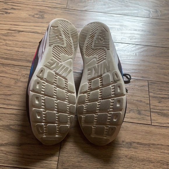 Nike Air shoes - Picture 5 of 5